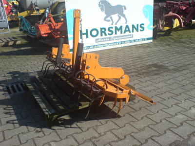 Manege-Bodemvlakker wd 2000