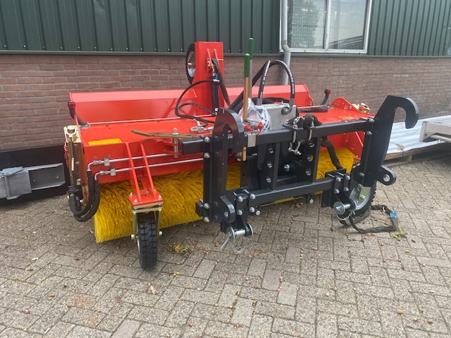 Nieuwe ADLER K750-240 veegmachine