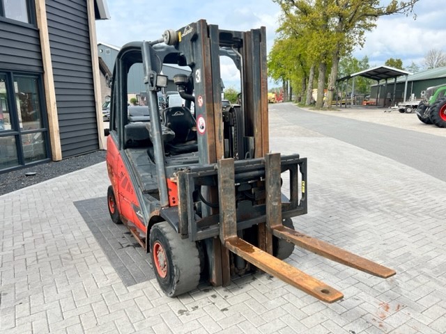 Gebruikte LINDE H35 TEVO gas heftruck