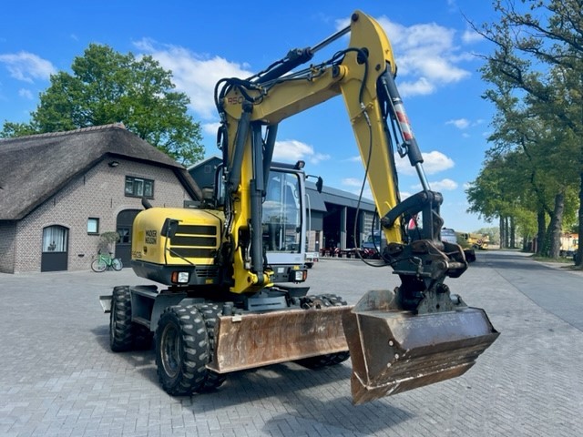 Gebruikte NEUSON 9503 mobiele kraan