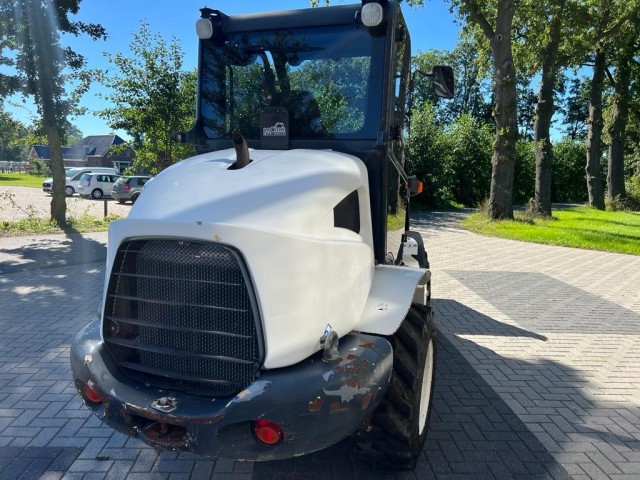 YANMAR 1201 kniklader, gewicht 4500 kgs