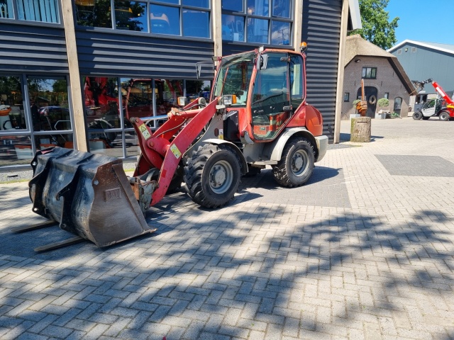 KOMATSU WA70-5 shovel met gewicht 5400kg