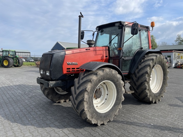 Valmet 8100