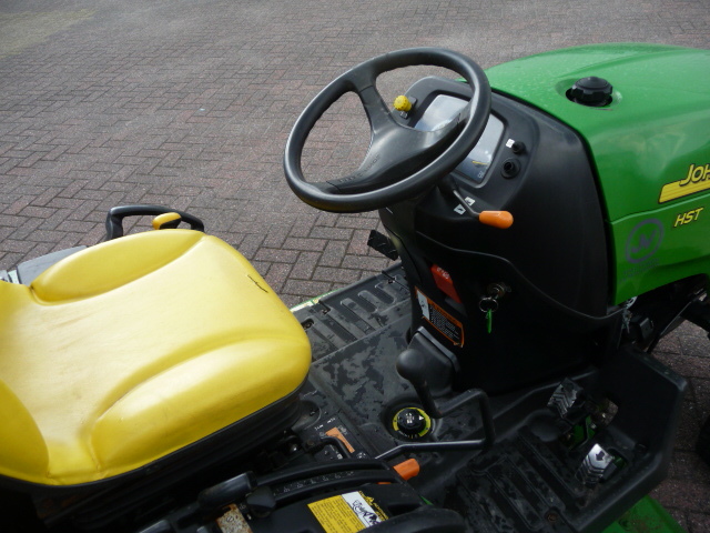 john deere 2320