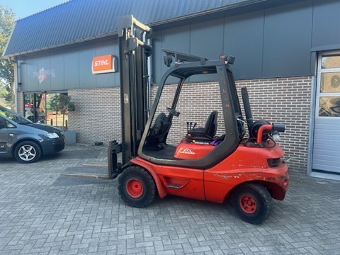 Gebruikte LINDE H30 gas heftruck 3 ton