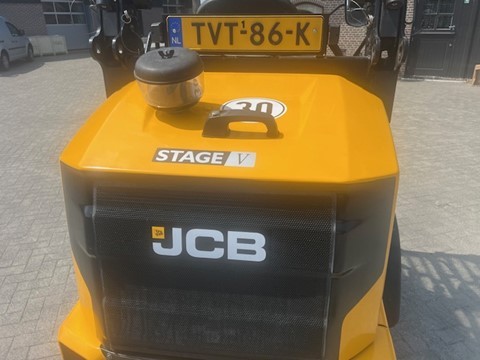 JCB 403 plus kniklader 2700 kgs