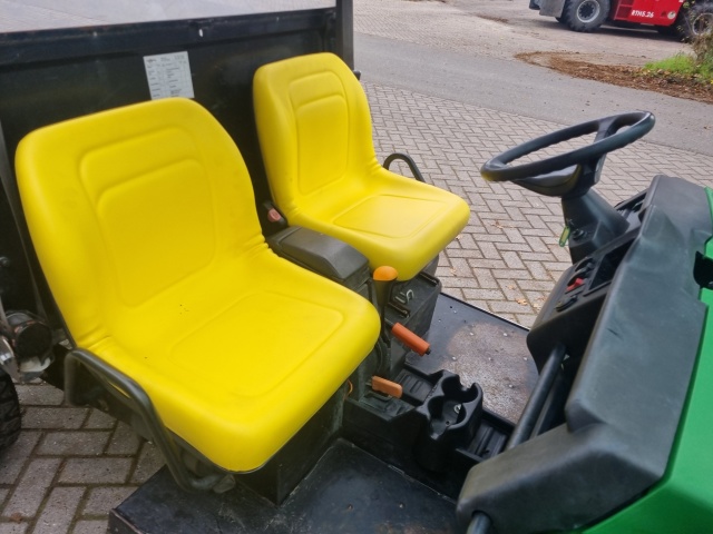 Gebruikte JOHN DEERE GATOR UTV HPX 4 x 4