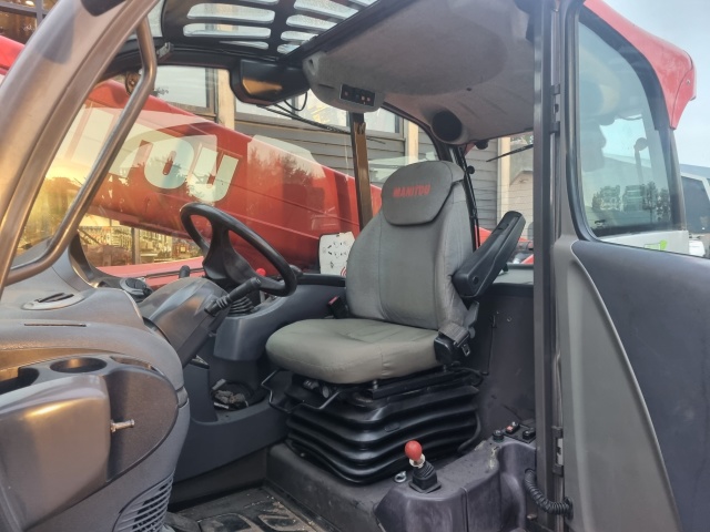 MANITOU MLT 840-137 verreiker met airco