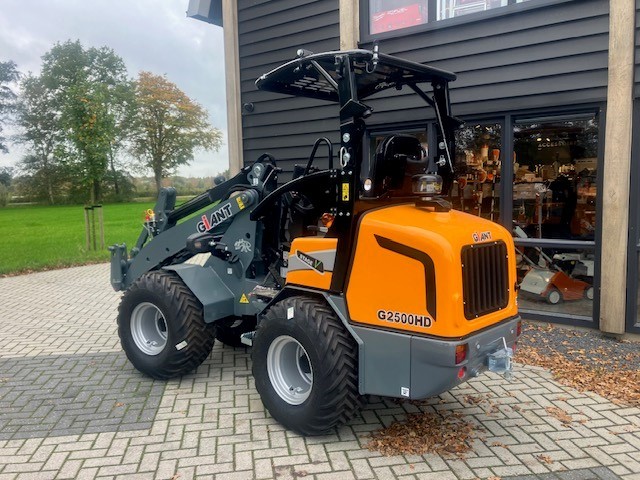 GIANT G2500HD kniklader gewicht 2400 kgs