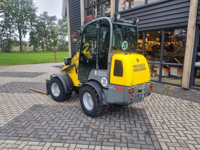 WACKER WL25 minishovel 2690 kgs