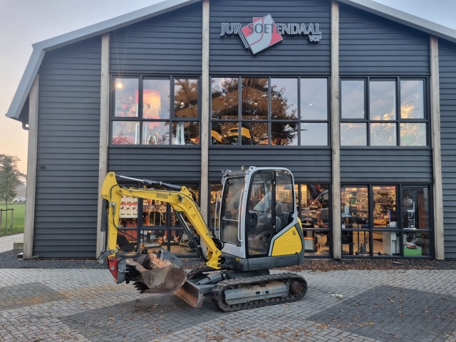 WACKER NEUSON ET24 minigraver 2332 kgs