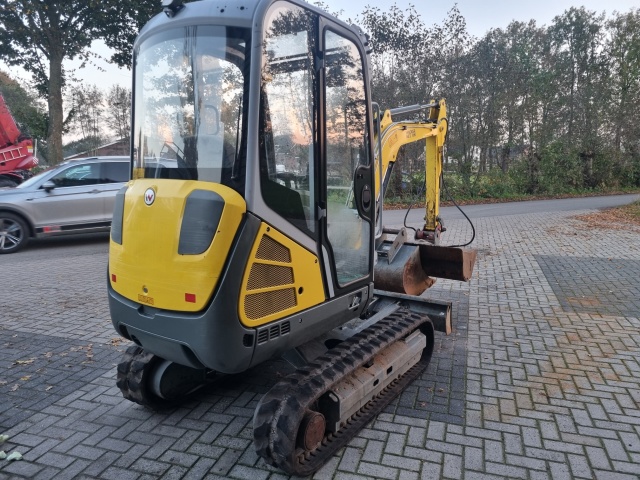 WACKER NEUSON ET24 minigraver 2332 kgs