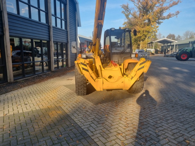 JCB 537-135 verreiker hefhoogte 13,5