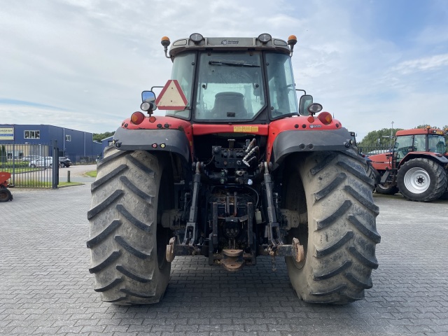 Massey Ferguson 6485 met voorlader