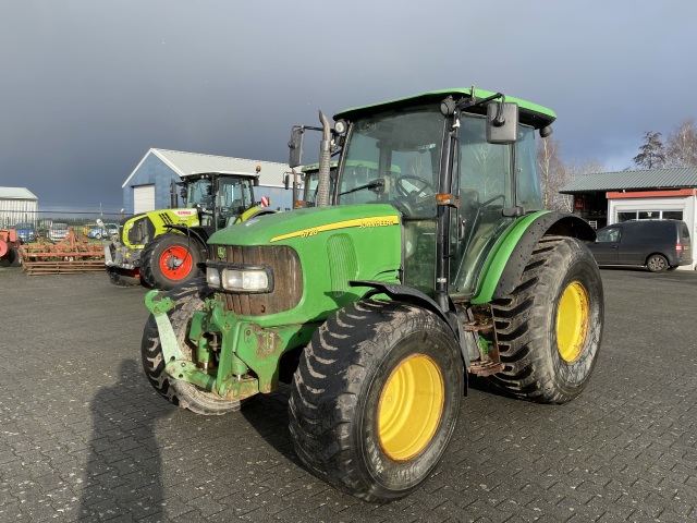 John Deere 5720 met fronthef&pto