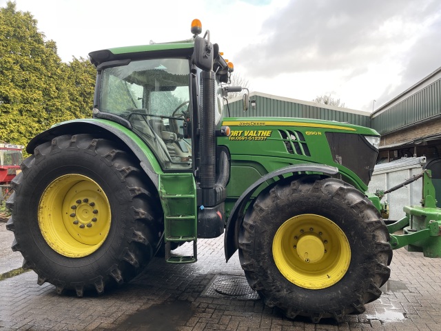 John Deere 6190R fronthef&pto